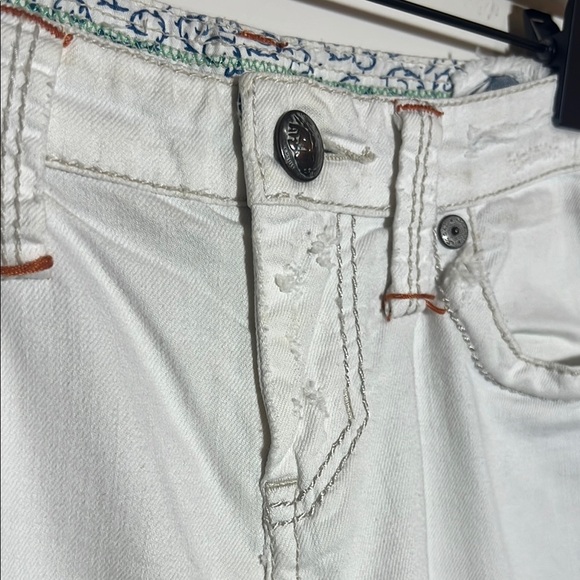 Stitch’s Authentic Tailored Denim Women's White Bootcut Jeans, Size 28 - Picture 5 of 15